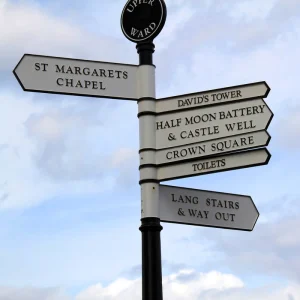 Customized Directional Signs Are Applicable for Multi directional Signs in Outdoor Scenic Spots Small Towns and Shopping Malls