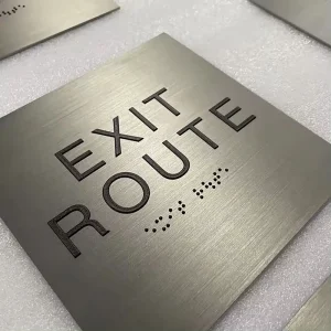 Indoor Shopping Mall Wayfinding Stainless Steel Warning Sign Wall Mounted Braille Sign Silver Metal Plaque