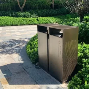 Large Capacity Outdoor Street Scenic Area Property Park Environmental Sanitation Commercial Real Estate Display Box