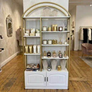 Luxury Gold Metal Display Shelf with Arch Top White Wood Retail Showcase for Boutique Salon Cosmetics Display Case with Cabinet
