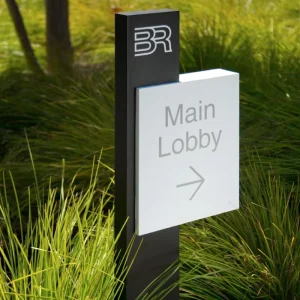 Modern Eco Friendly Water Resistant Business Wayfinding Pylon Signpost for Indoor Outdoor Use