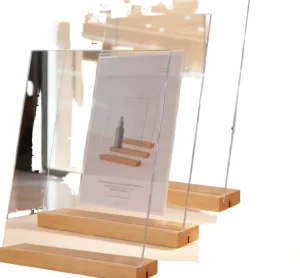 Modern Transparent Lucite Slanted Sign Holder Wood Base Desktop Photo Frame for Retail Store Showcase