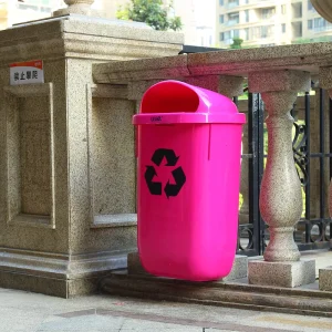 Outdoor Plastic 50L Wall Mounted Dustbin Recycle Waste Bin Trash Can