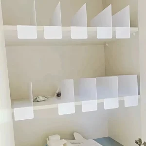 带价格卡槽的货架分隔板、带内置标签槽的PVC和铁网分隔板，用于对带价格标签的产品进行整理