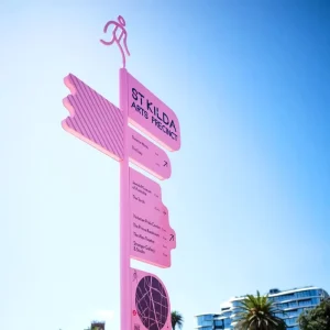 Park Wayfinding Signage Boards Metal Directional Floor Standing Customizable Pylon Sign for Office Building