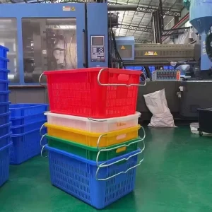 Plastic Basket Heavy-Duty HDPE Mesh Stackable Nestable Recyclable Fruit and Vegetable Storage Crates with Metal Handles