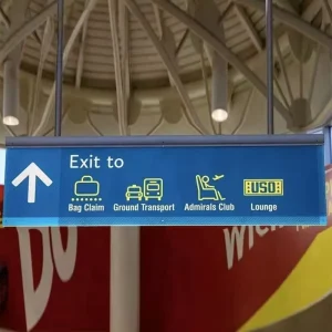 Standardized LED Wayfinding Sign Solution for Citywide Bus Metro Systems Advertising Decoration Pylon Sign Customized Display